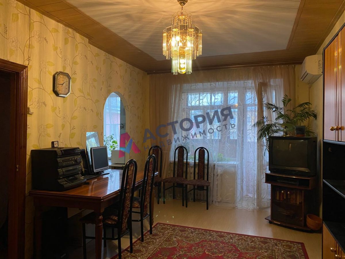 9 Мая ул 11, 2к, 5/5