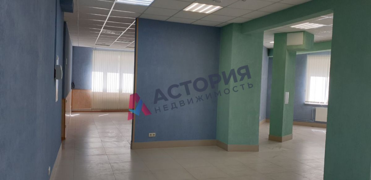 Макаренко ул 9б, 157.00 кв.м.
