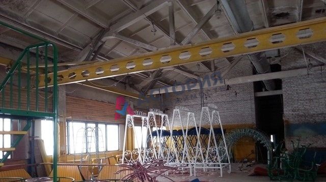 Молодежная ул 17, 1050.00 кв.м.