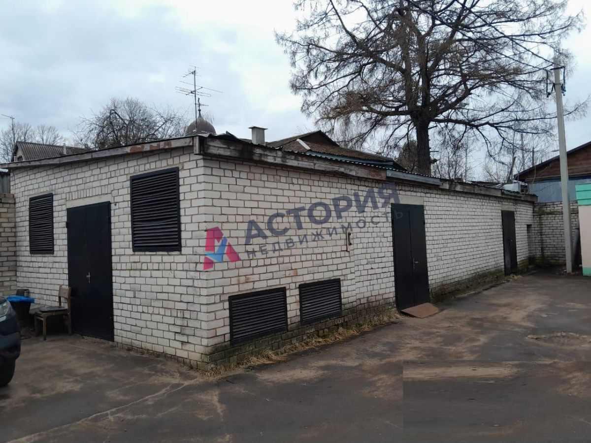 Папивина ул 20, 772.00 кв.м.