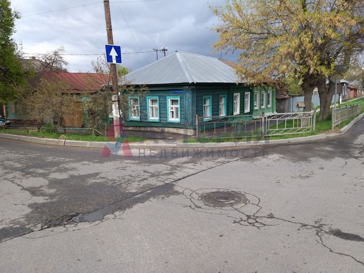 М.Смирнова ул, 170 кв.м., 14 сот