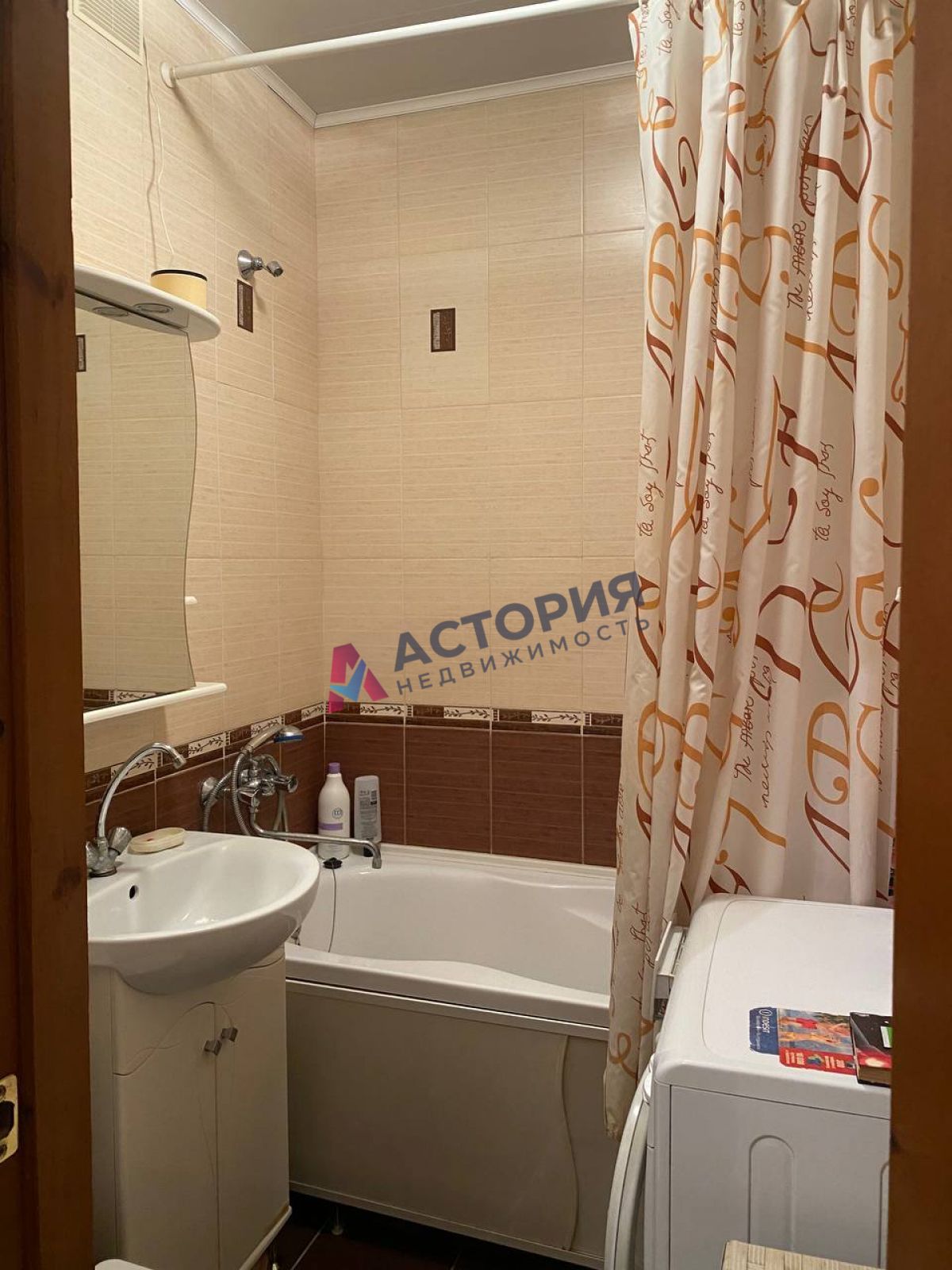 9 Мая ул 11, 2к, 5/5