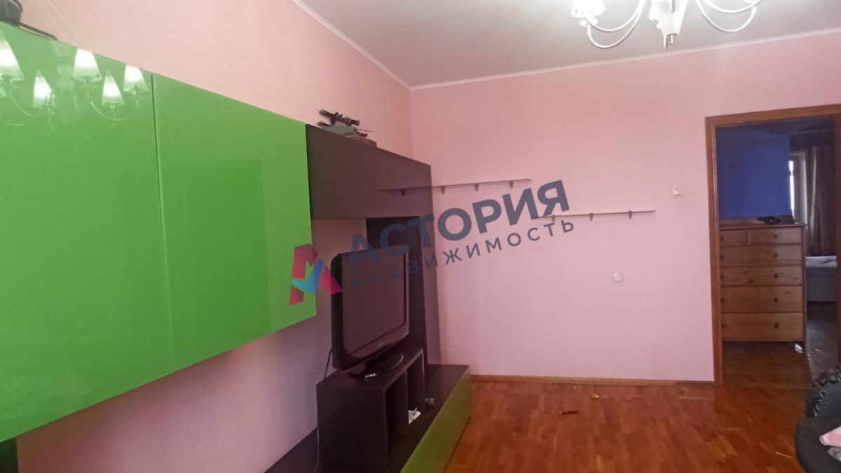 Комарова ул 49а, 3к, 7/10