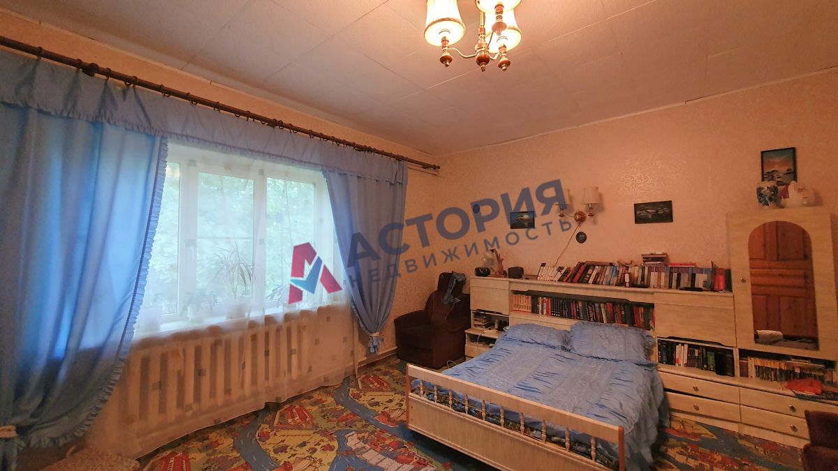 Первомайский , 310 кв.м., 15 сот