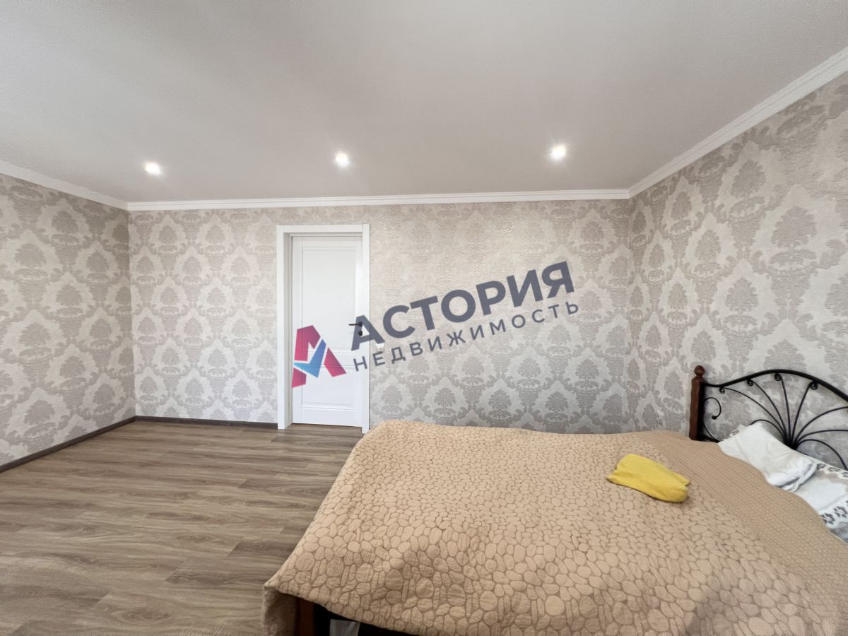 Октябрьский, 260 кв.м., 9 сот