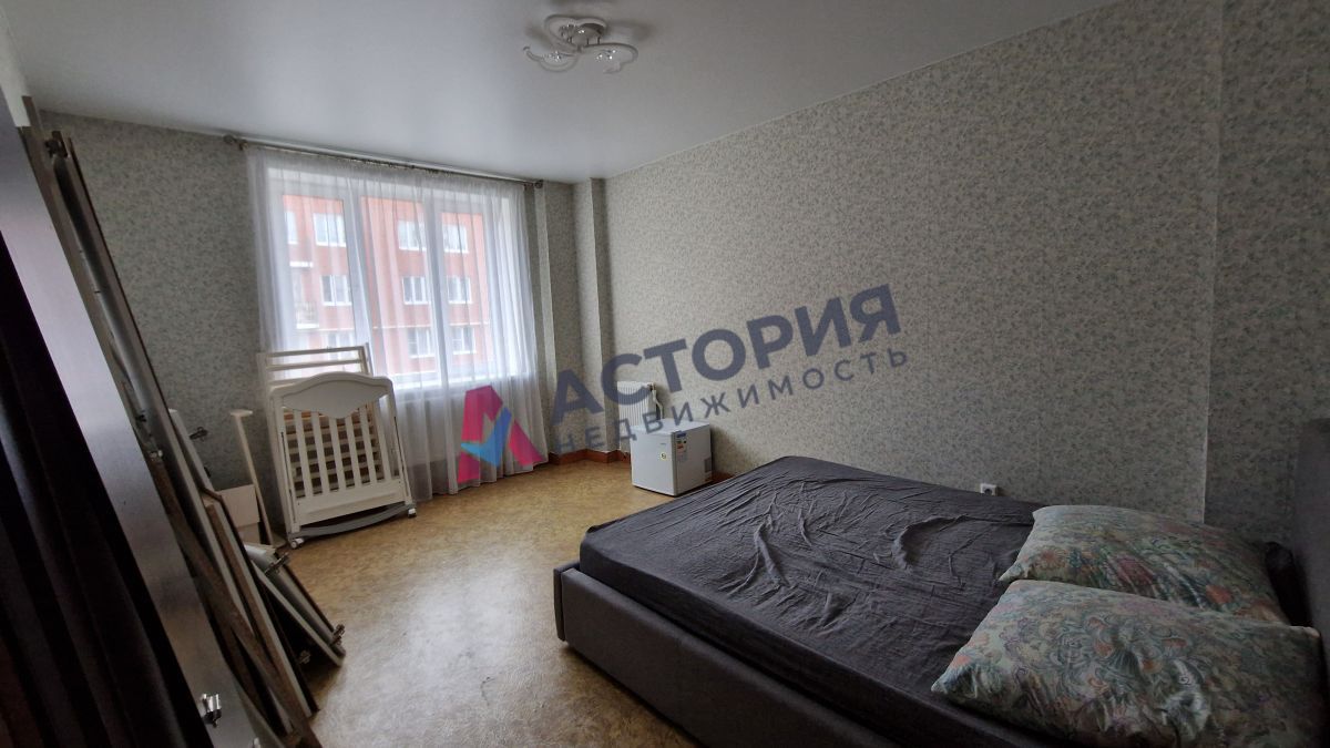 мкр. Брусяновский 12, 2к, 1/3