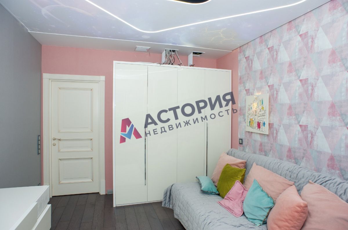 Михеева ул 23, 3к, 6/14