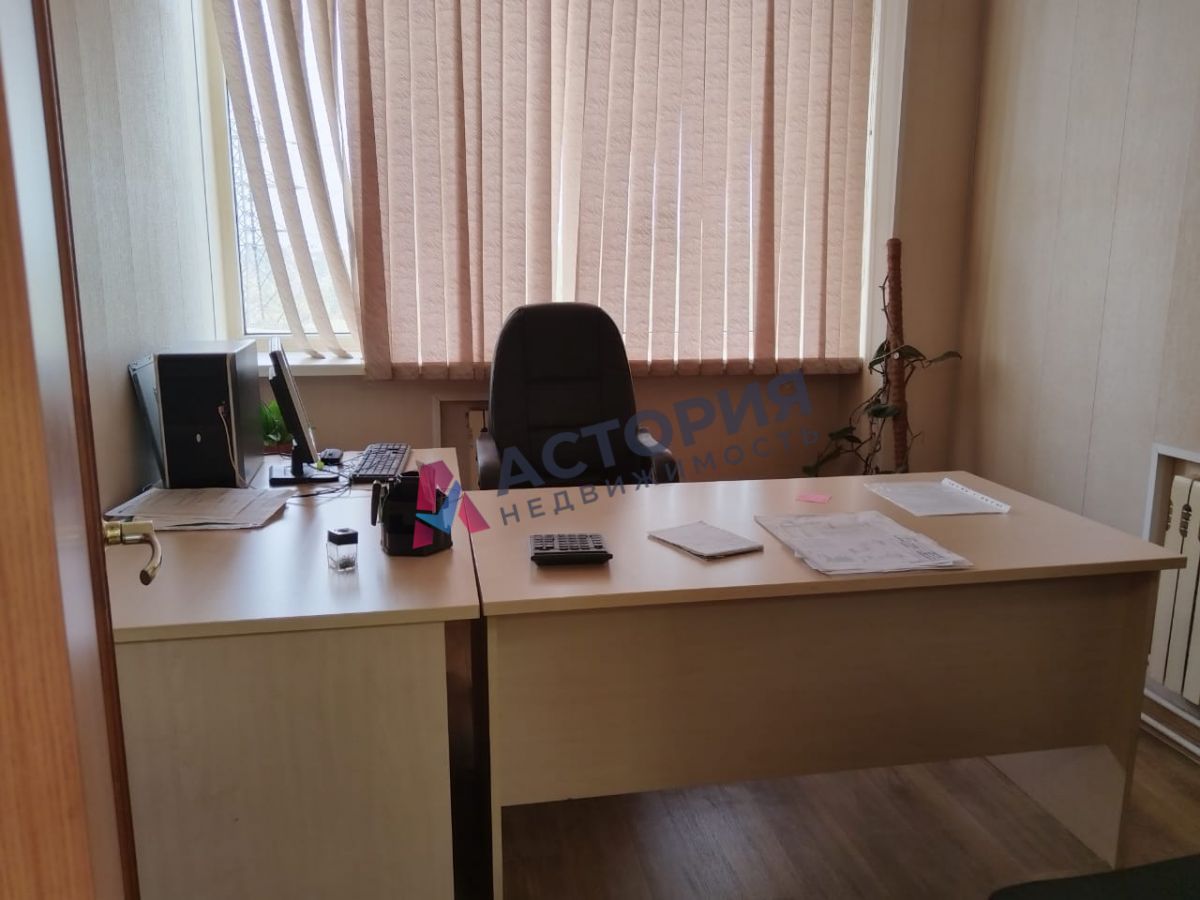Торховский проезд 11, 3015.00 кв.м.