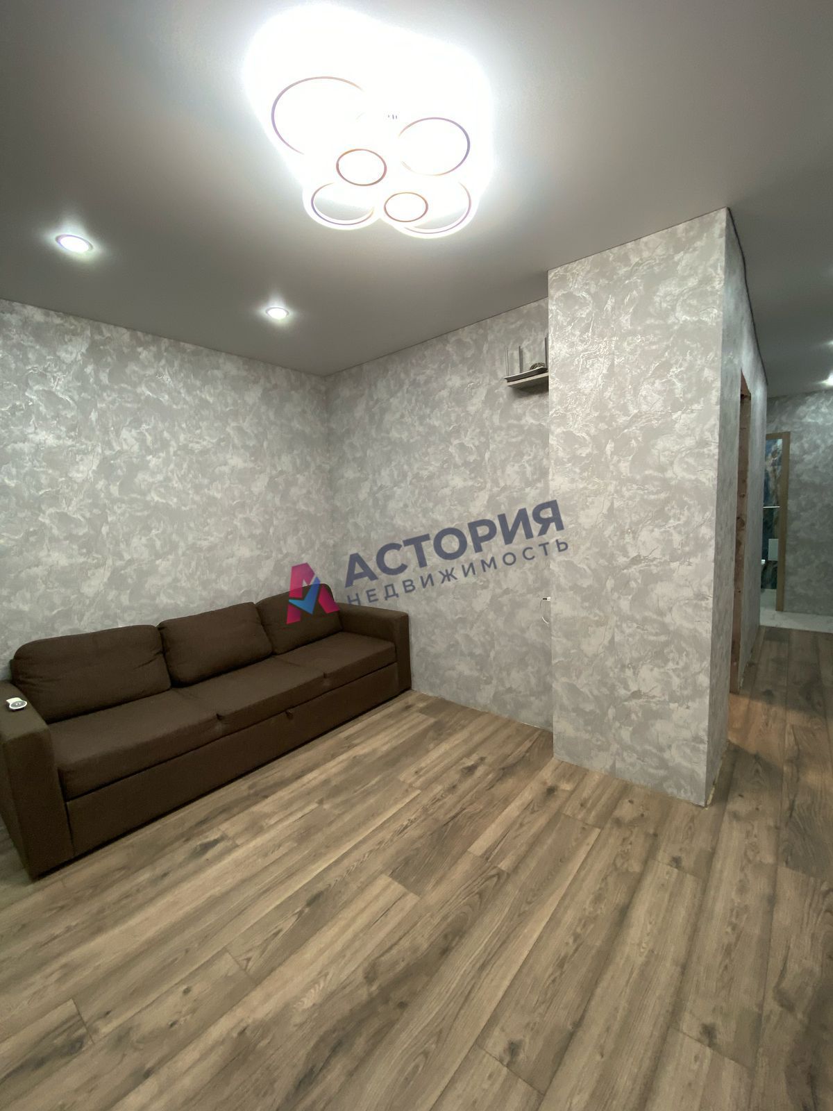 Мориса Тореза ул 2, 4к, 1/5