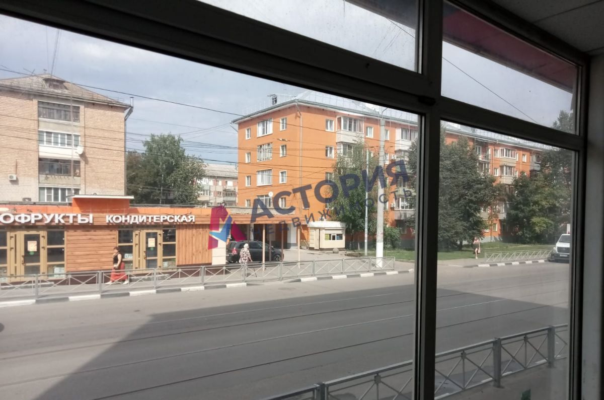 Первомайская ул 10, 70.00 кв.м.