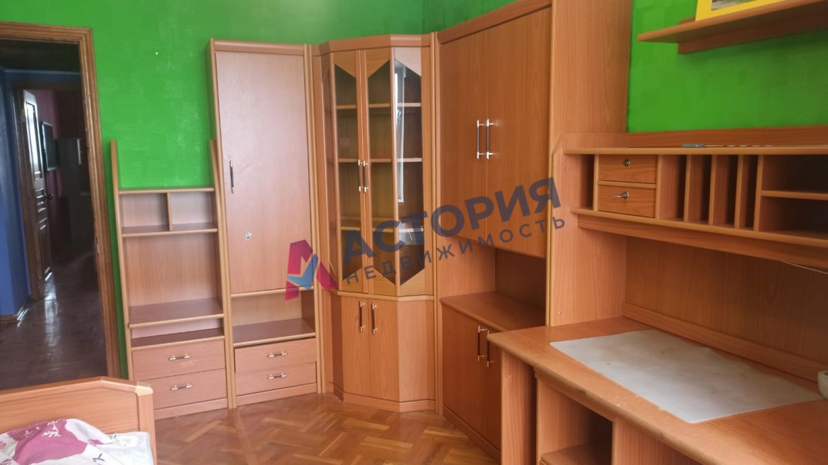 Комарова ул 49а, 3к, 7/10