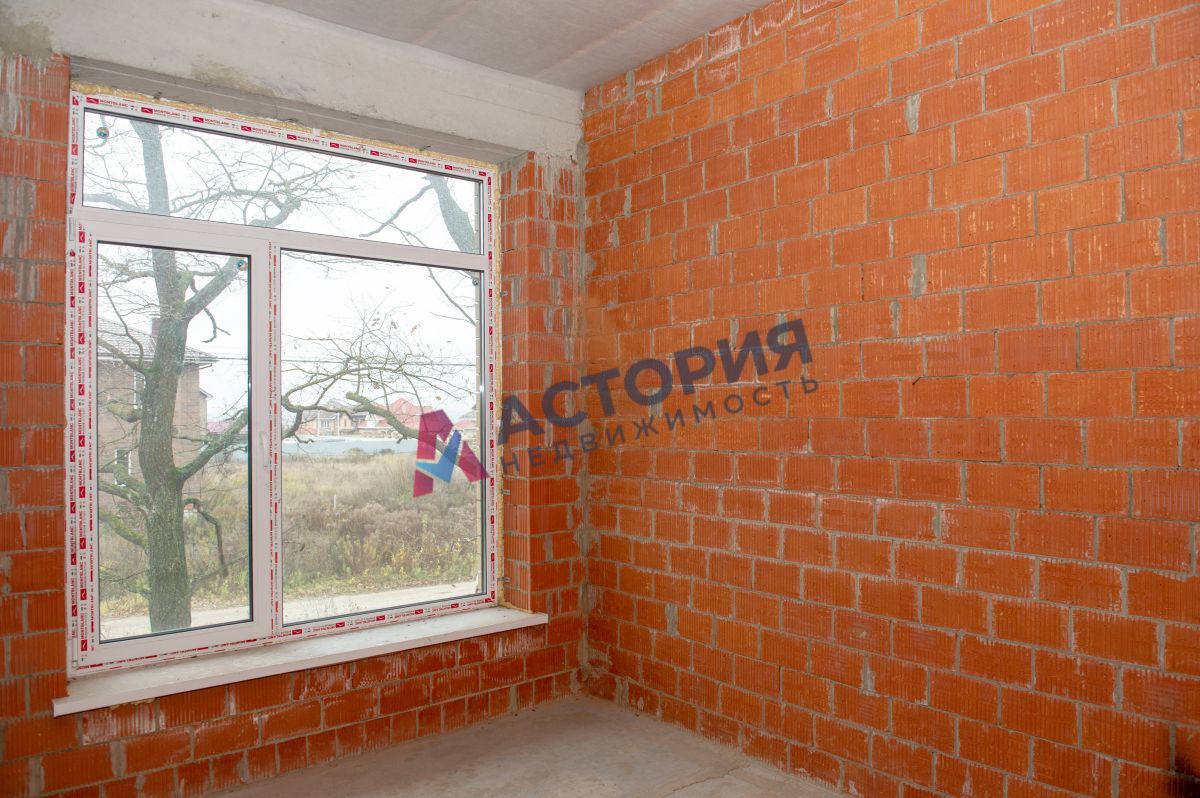 поселок  Молодежный, 140 кв.м., 5 сот