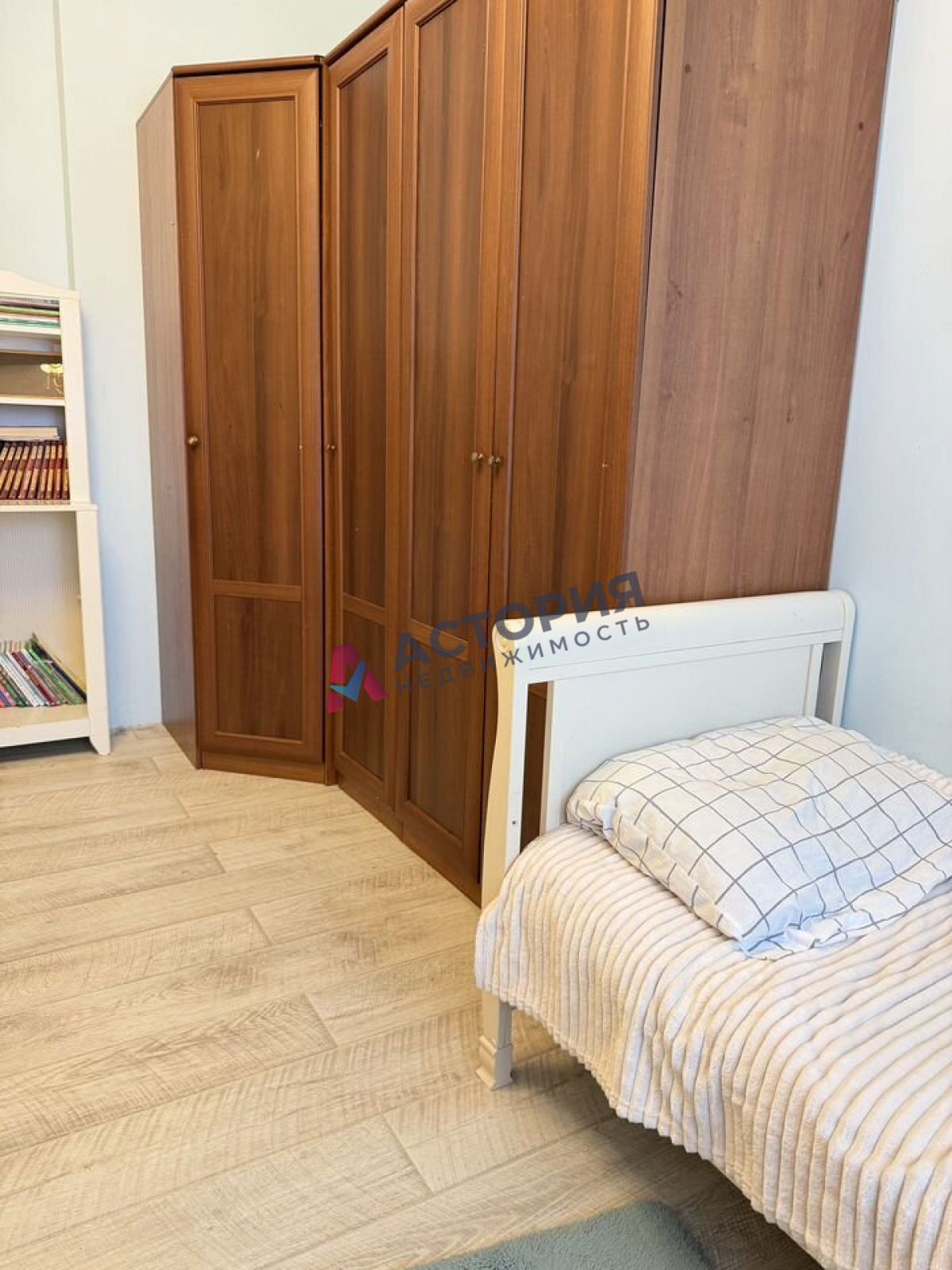 посёлок Октябрьский, 210 кв.м., 15 сот