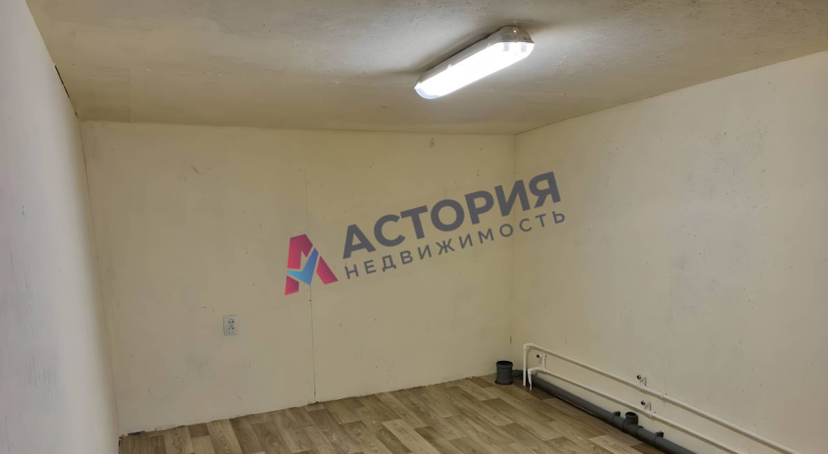 Бундурина 5В, 150.00 кв.м.