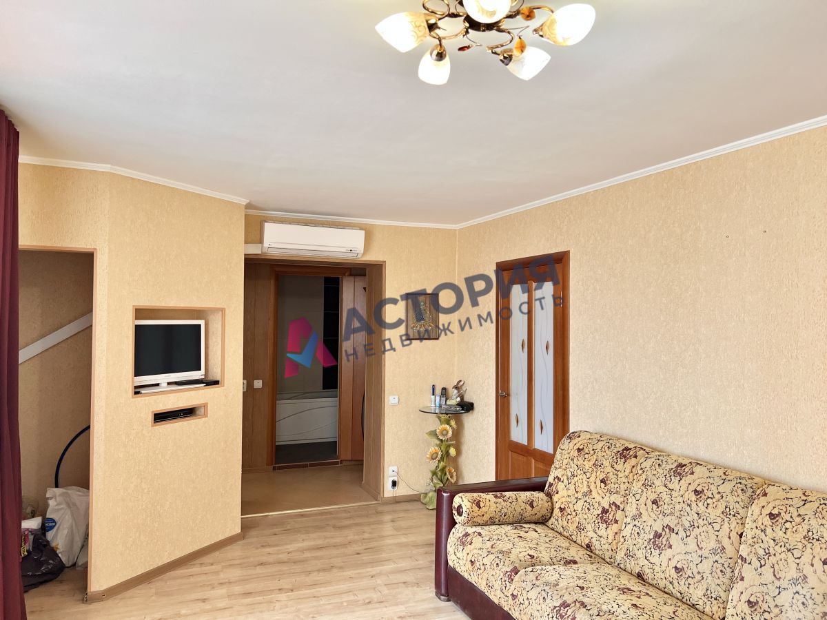 М.Горького ул 22, 3к, 9/9