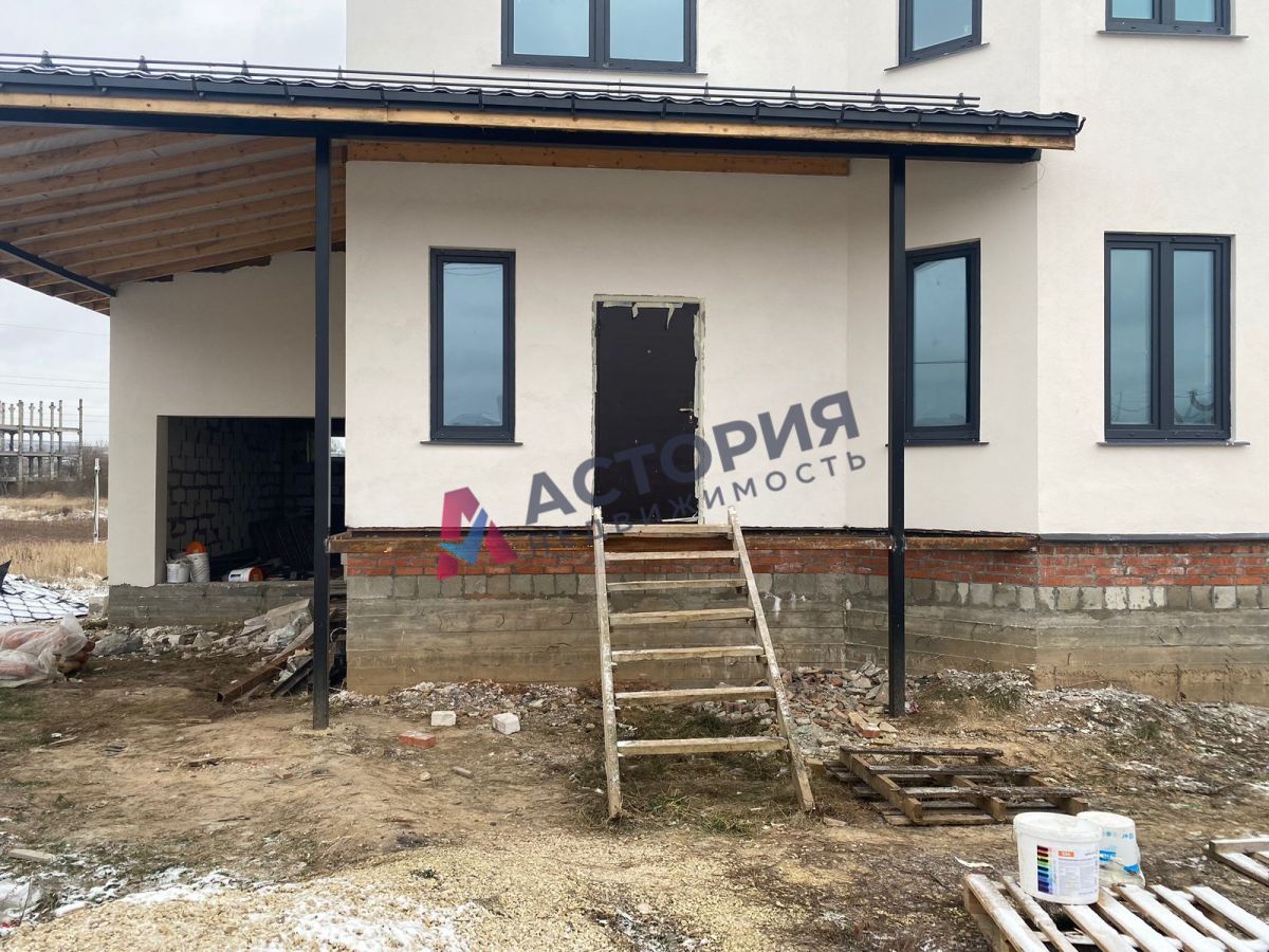 Медведка, 311 кв.м., 16.10 сот