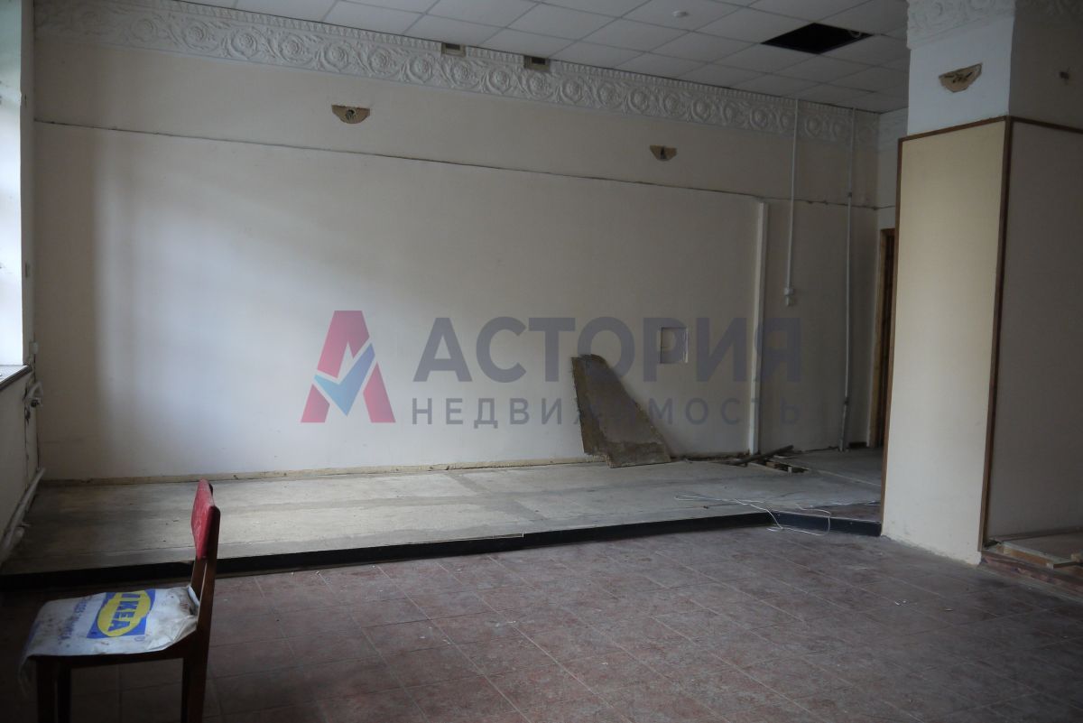Красноармейский пр-кт 27, 90.00 кв.м.