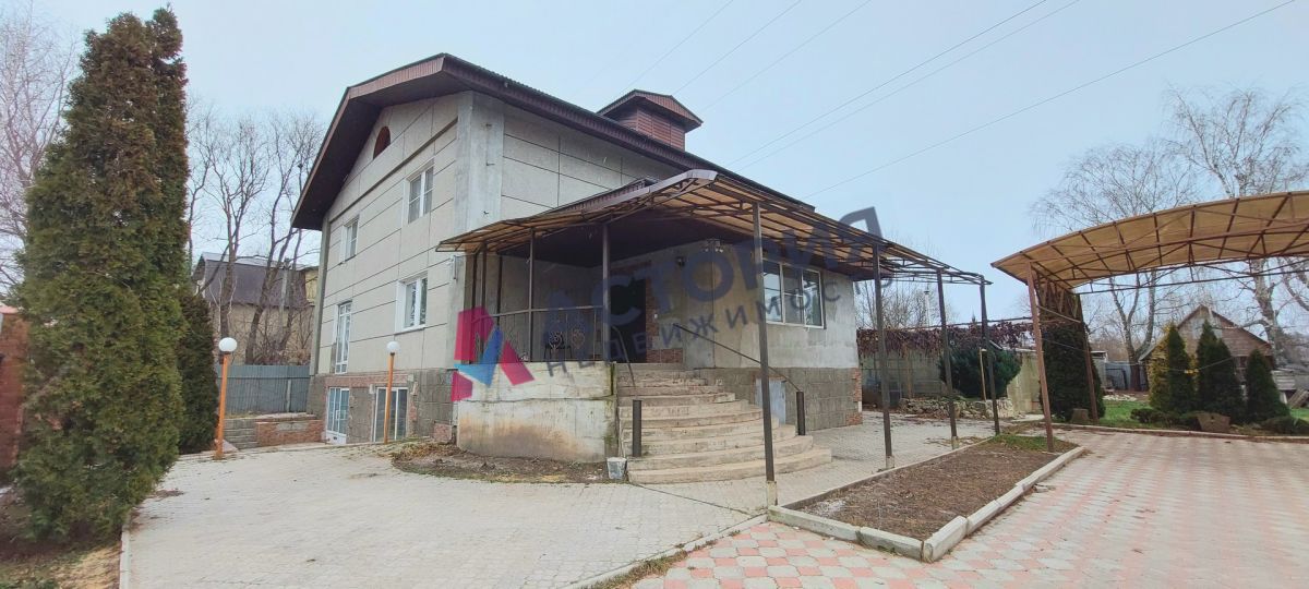 Комсомольский, 270 кв.м., 12 сот
