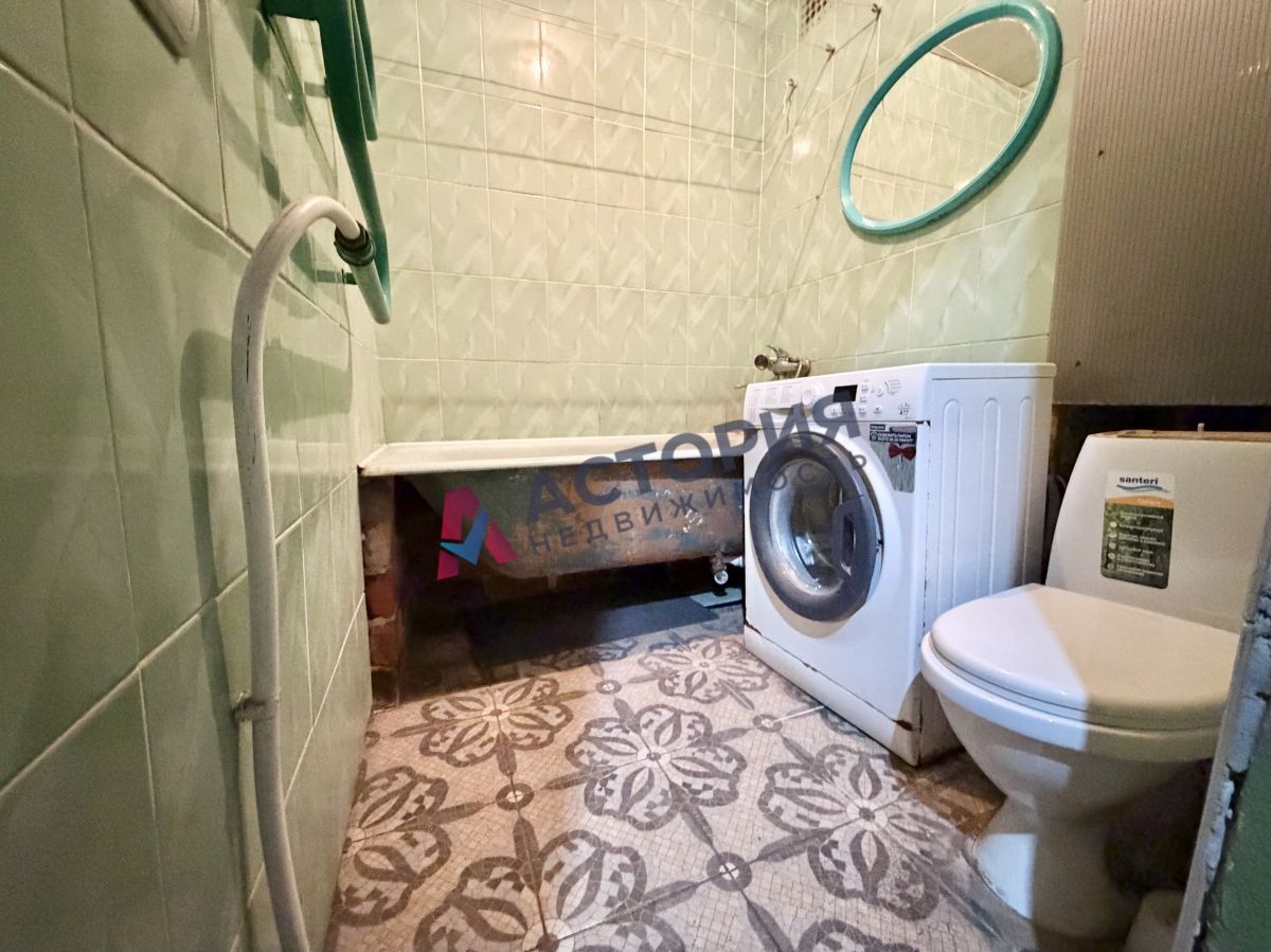 Соловцова ул 12, 3к, 1/5
