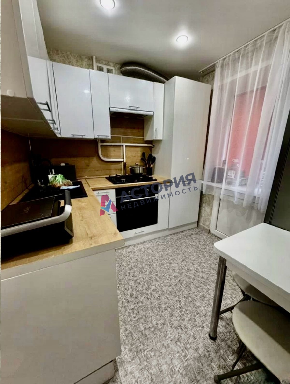 Тихмянова ул 40, 1к, 1/5