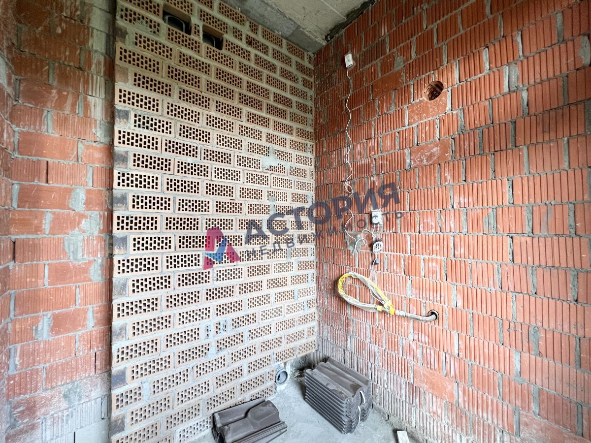 п. Молодежный, 136 кв.м., 8 сот