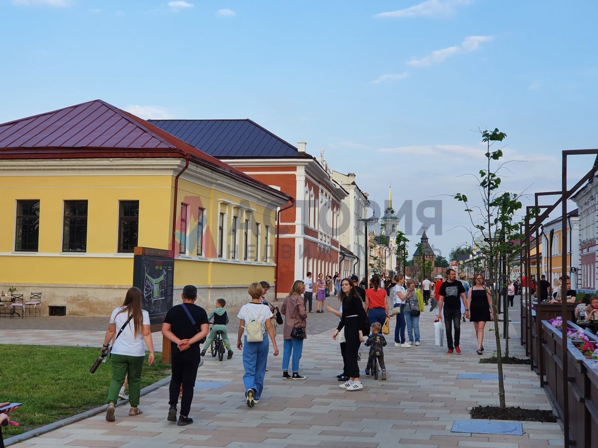 Металлистов ул 20, 400.00 кв.м.