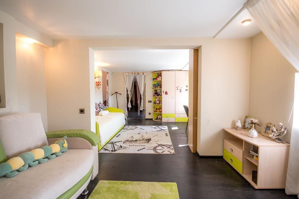 Д.Ульянова ул 27к1
, 4к, 9/9