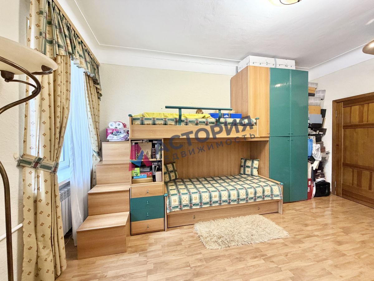 Гоголевская ул 76, 3к, 2/5