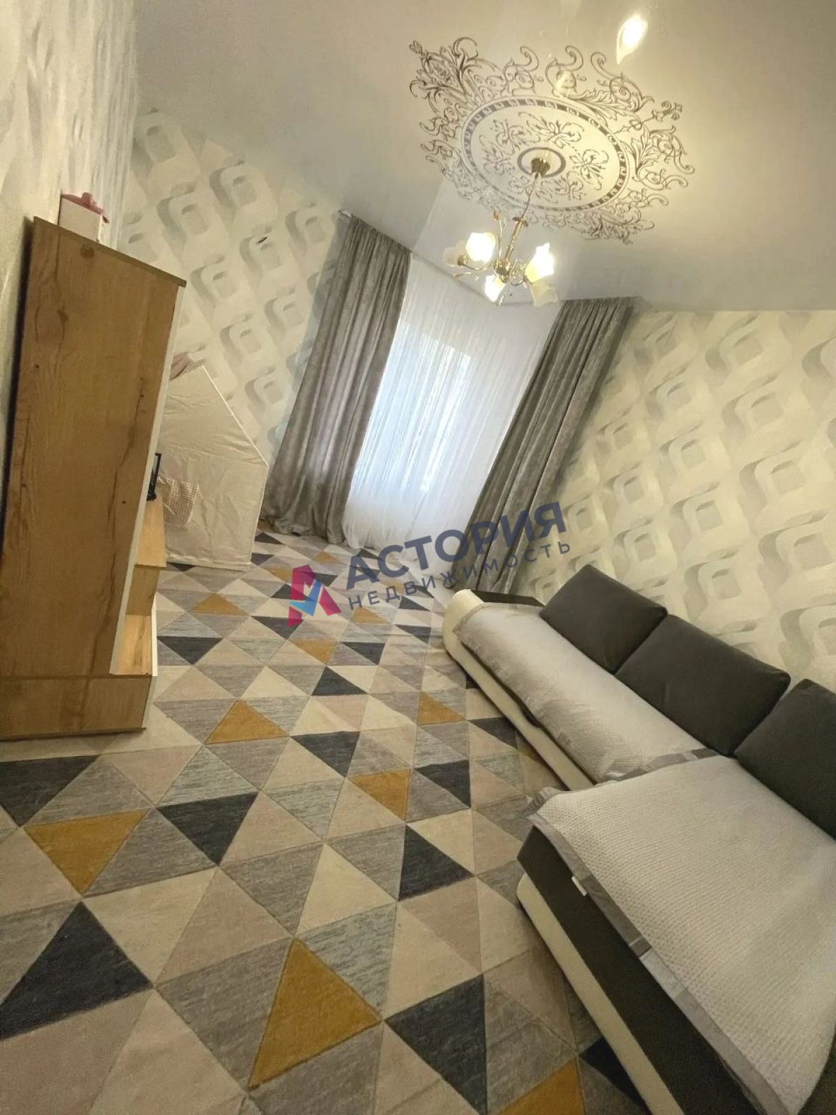 Аркадия Шипунова ул 40, 2к, 7/7