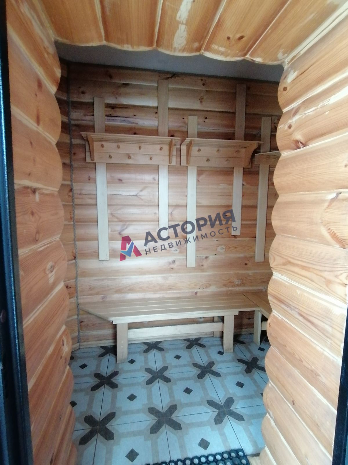 Патронная ул 42, 489.80 кв.м.