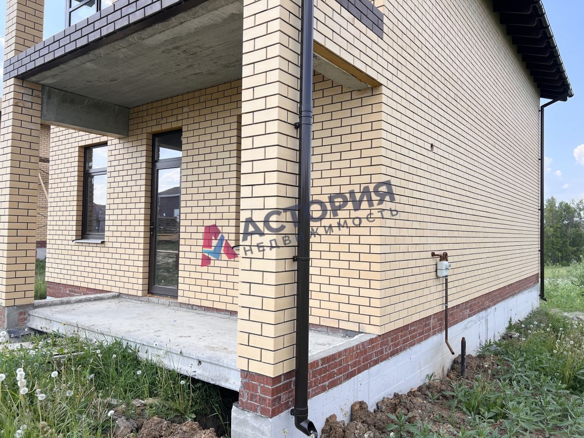 п. Молодежный, 136 кв.м., 8 сот