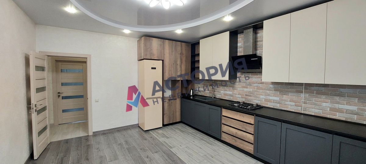 Комсомольский, 270 кв.м., 12 сот