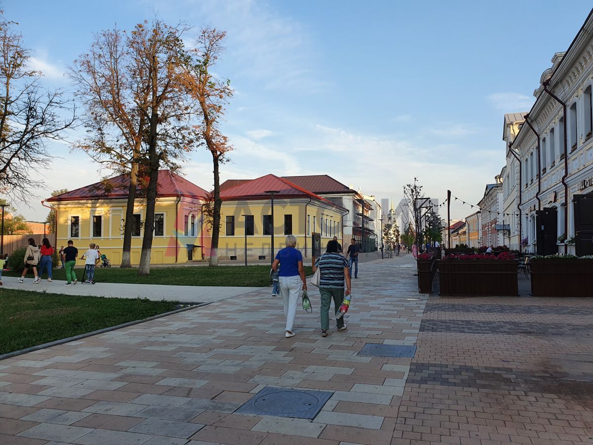Металлистов ул 20, 400.00 кв.м.