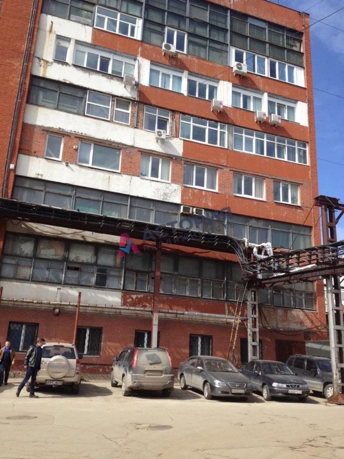 Демидовская ул 63, 290.30 кв.м.
