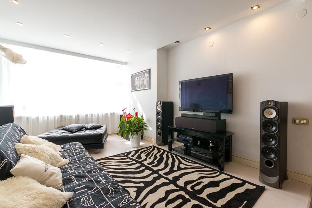 Д.Ульянова ул 27к1
, 4к, 9/9