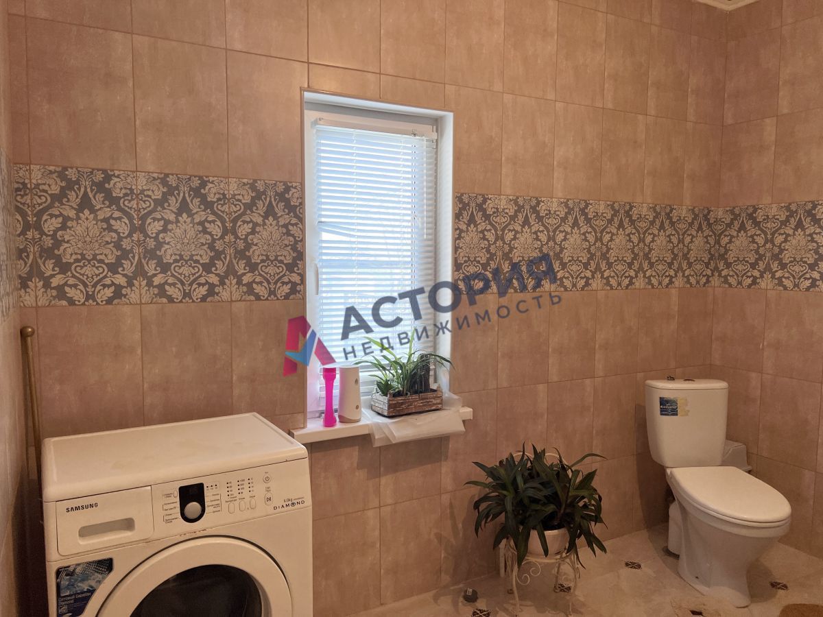 Октябрьский, 260 кв.м., 9 сот