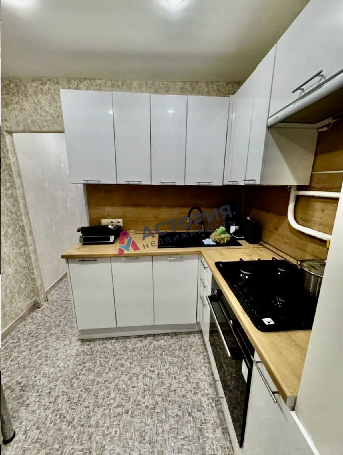 Тихмянова ул 40, 1к, 1/5