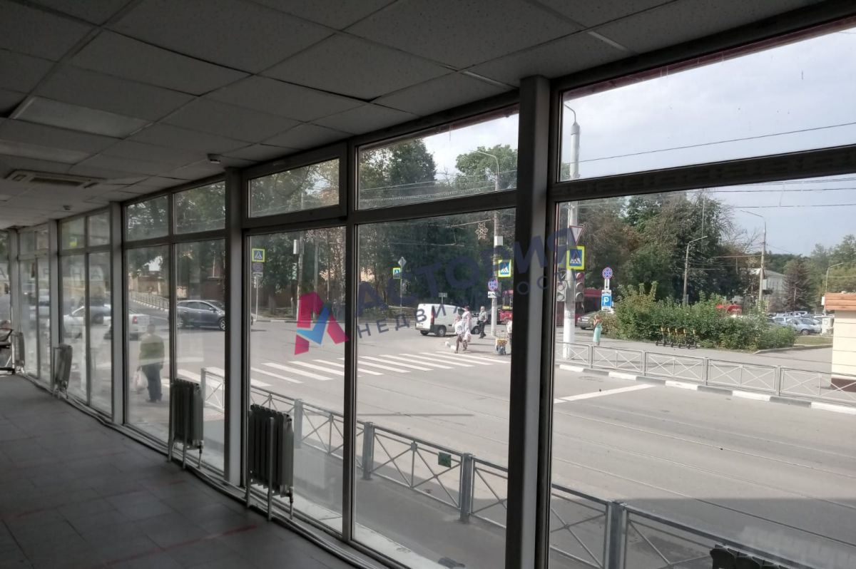 Первомайская ул 10, 70.00 кв.м.