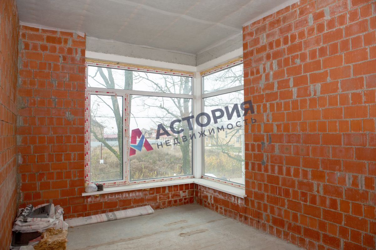 поселок  Молодежный, 140 кв.м., 5 сот