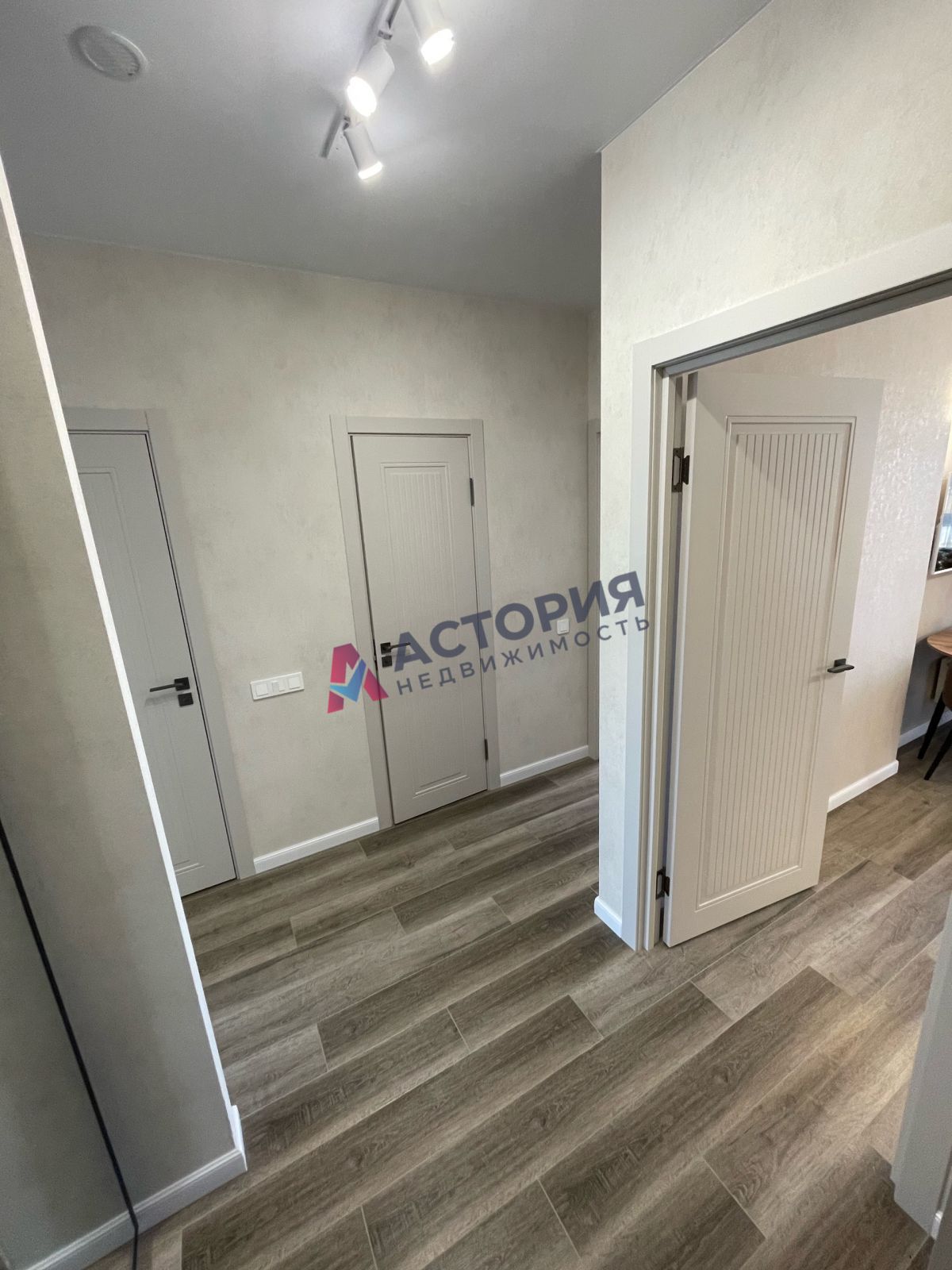 Аркадия Шипунова ул 22, 2к, 14/15