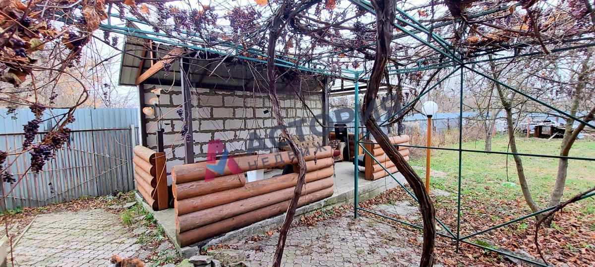 Комсомольский, 270 кв.м., 12 сот