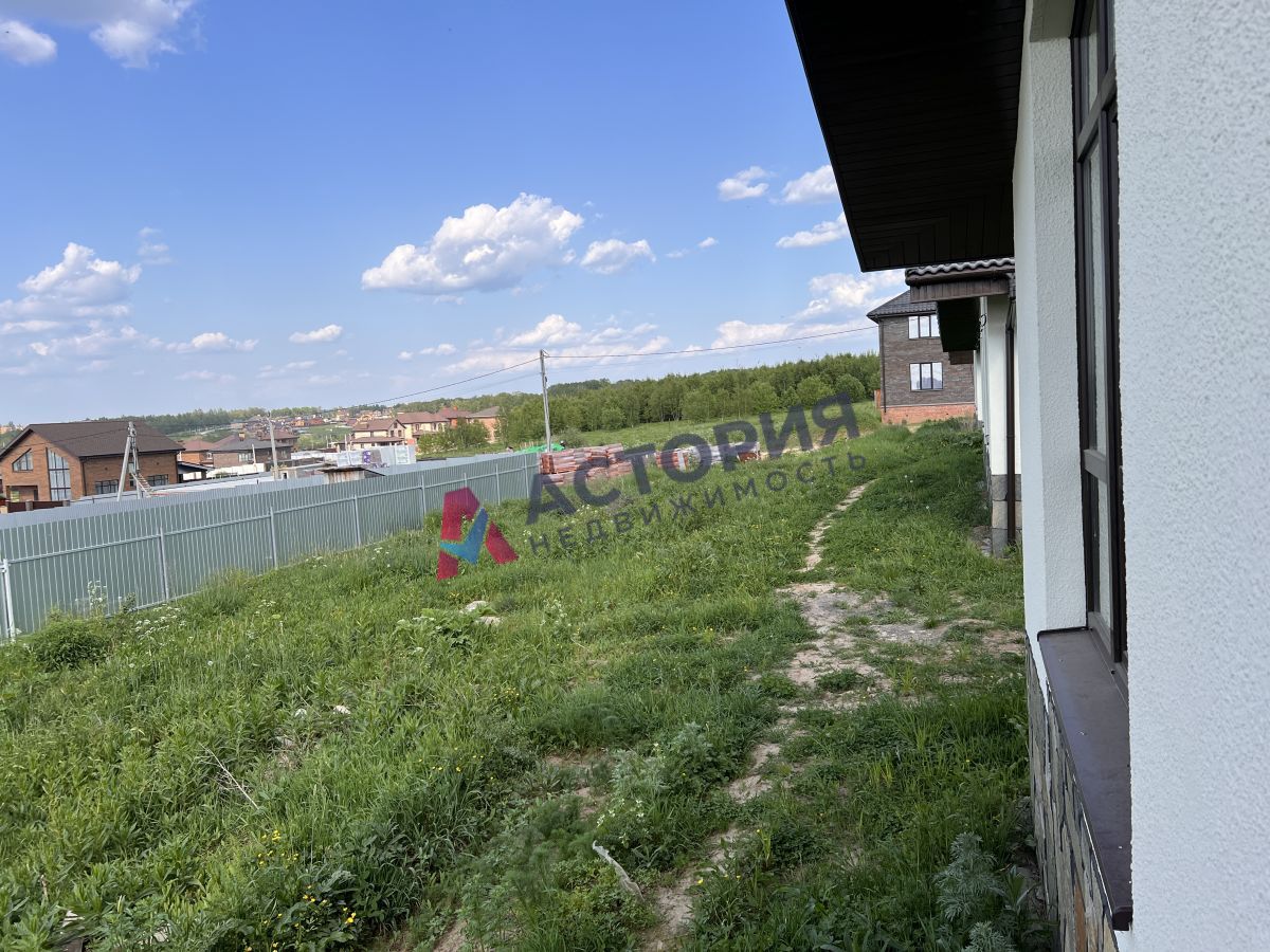 п. Молодежный, 104 кв.м., 7 сот