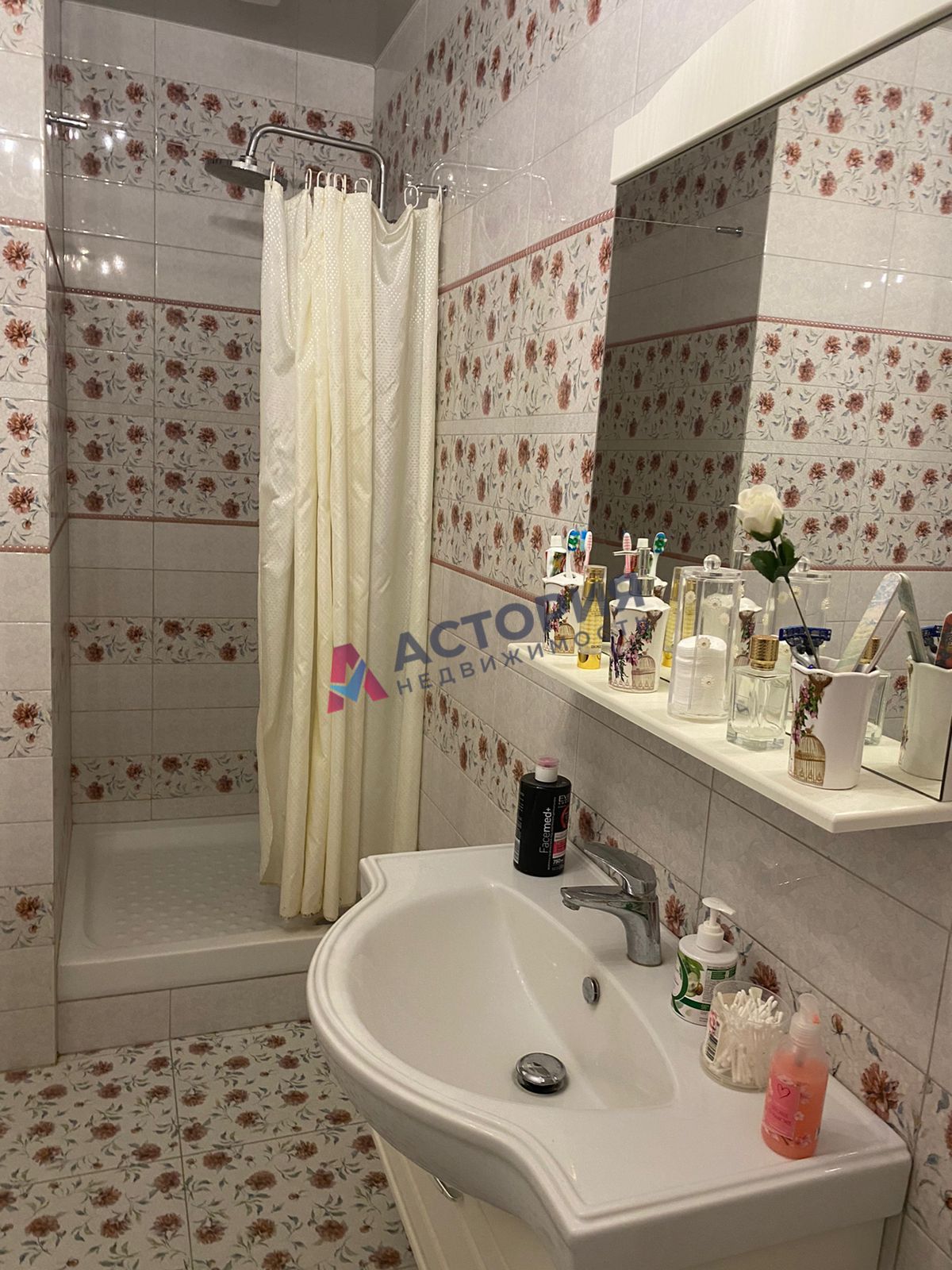 д Старое Басово, 160 кв.м., 1 сот