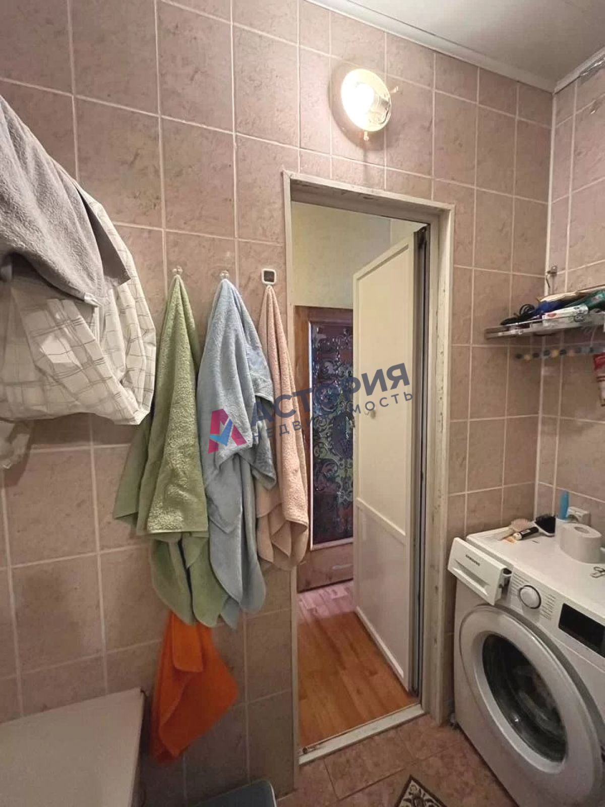 М.Горького ул 1Б, 1к, 14/14