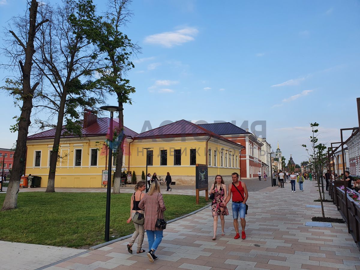 Металлистов ул 20, 400.00 кв.м.