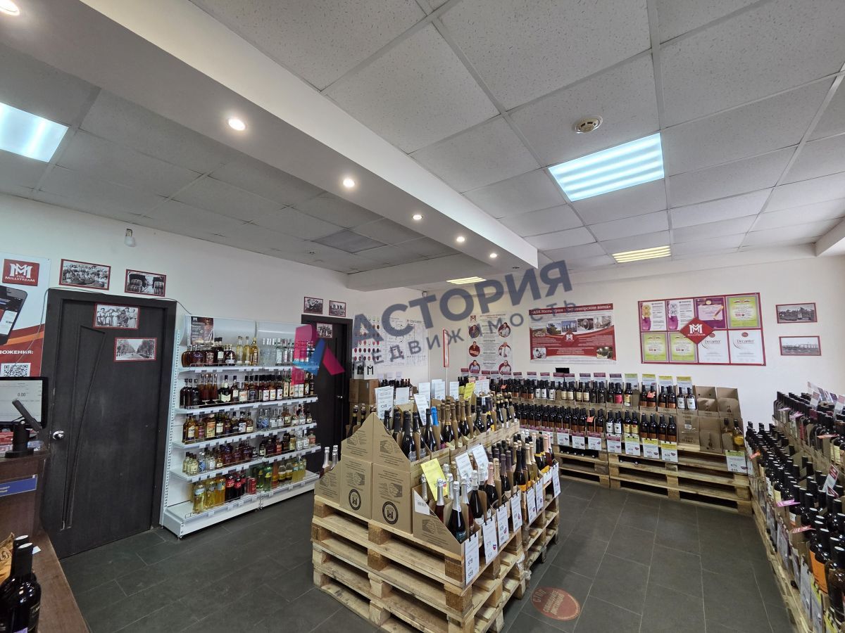 Садовского ул 12, 64.00 кв.м.