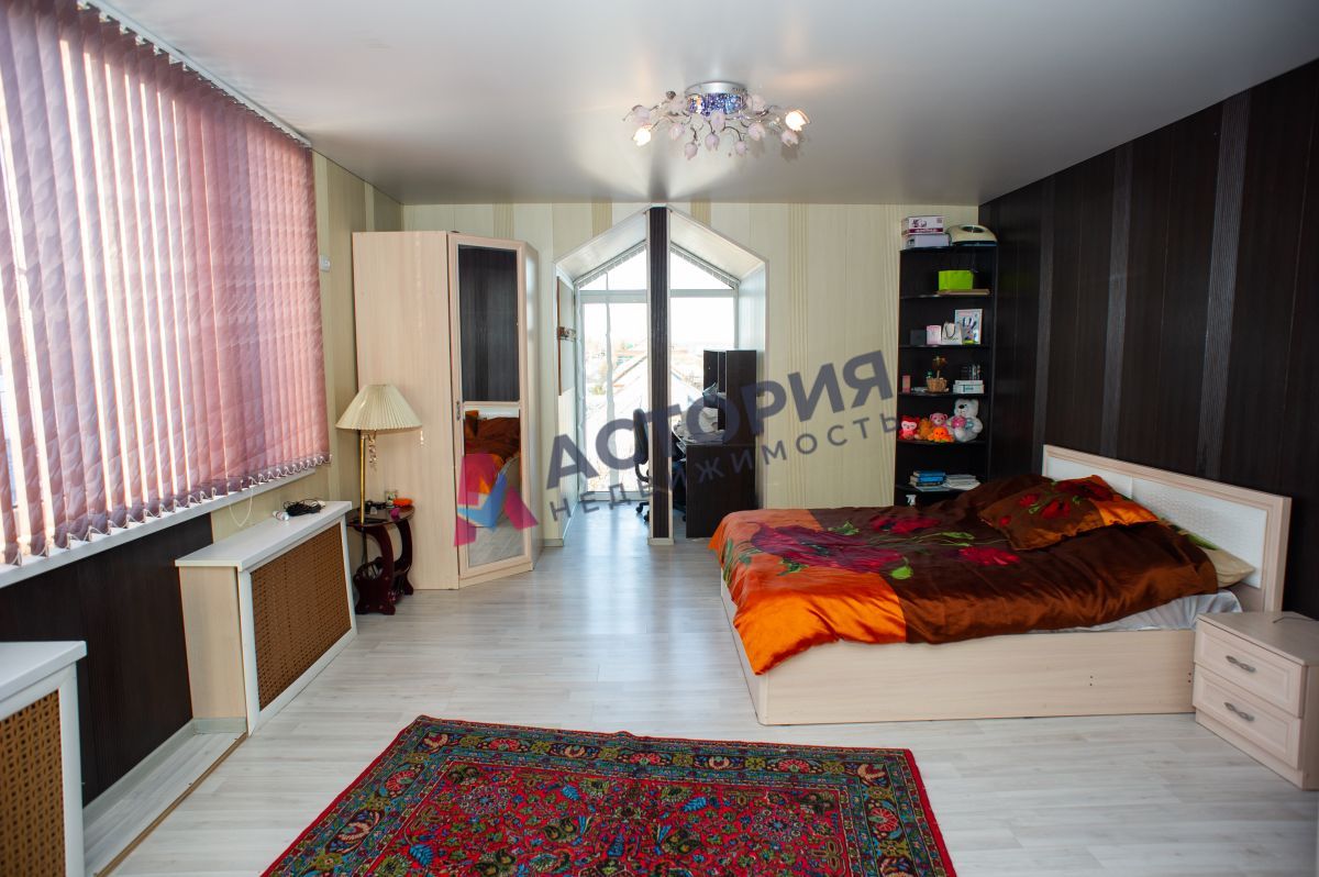 Октябрьский, 220 кв.м., 5.39 сот