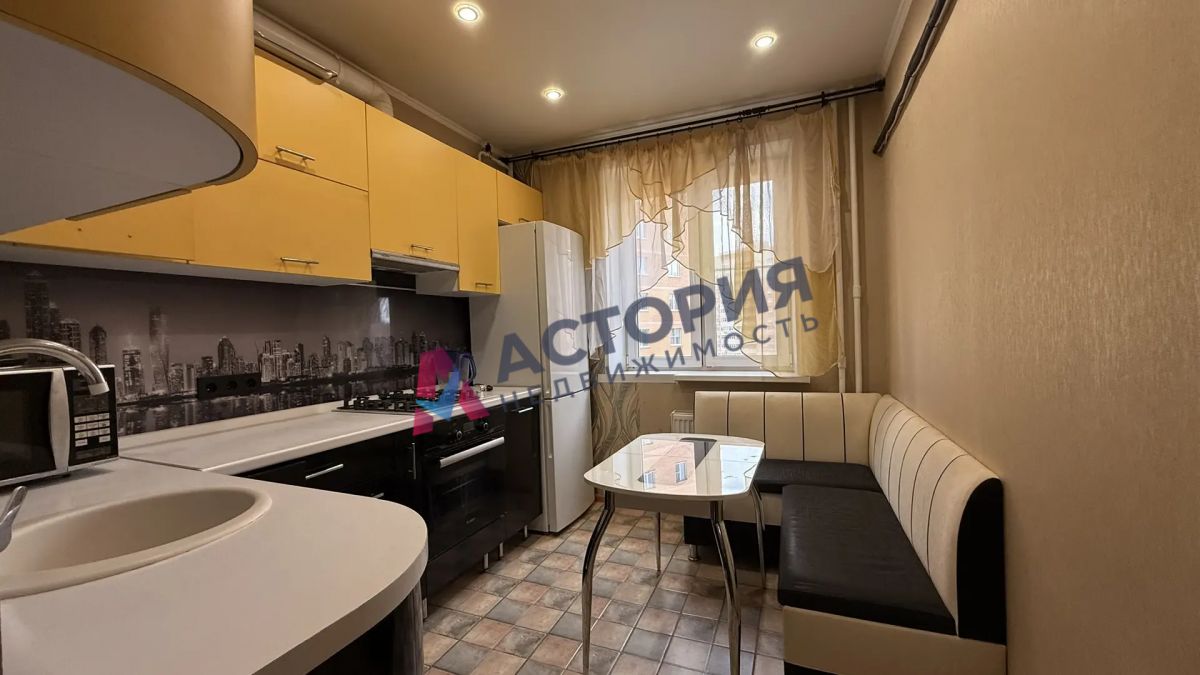 Строителей ул 6, 1к, 4/19