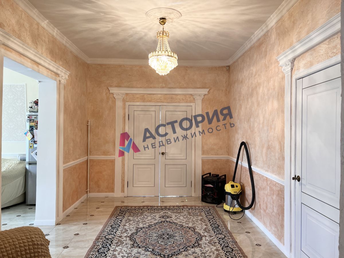 Октябрьский, 260 кв.м., 9 сот