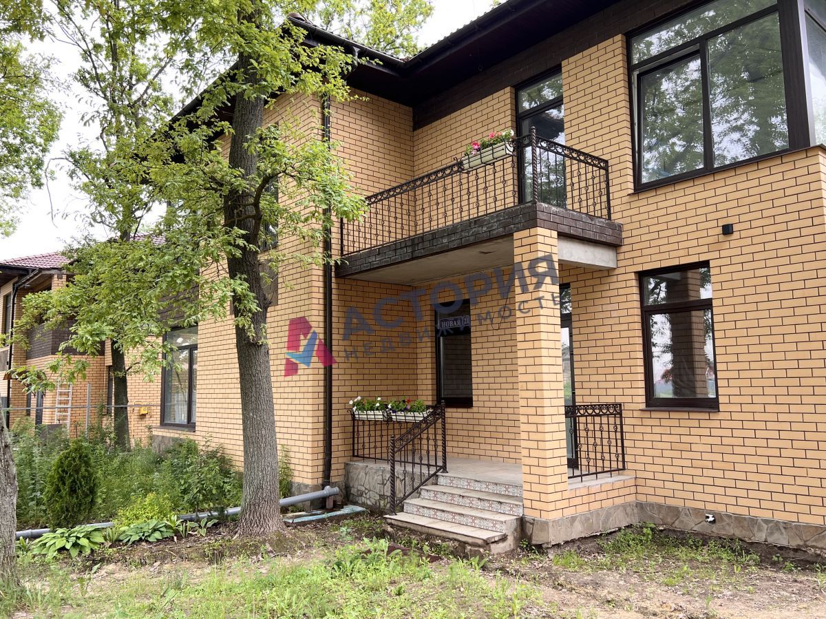поселок  Молодежный, 140 кв.м., 5 сот